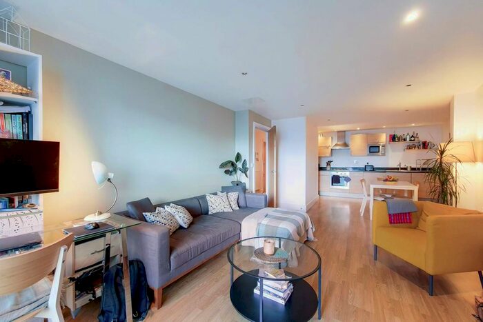 2 Bedroom Flat To Rent In Tanner Street, London Bridge, London, SE1