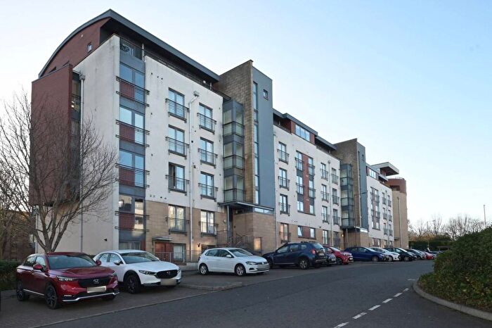 2 Bedroom Flat For Sale In / East Pilton Farm Rigg, Fettes, Edinburgh, EH5