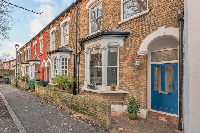 3 Bedroom Terraced House For Sale In Orford Road, Walthamstow, E17
