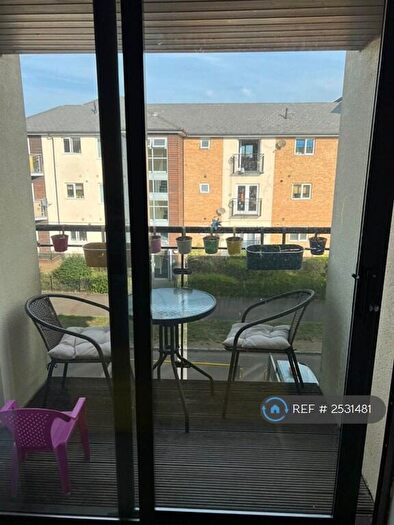 2 Bedroom Flat To Rent In Broughton, Milton Keynes, MK10