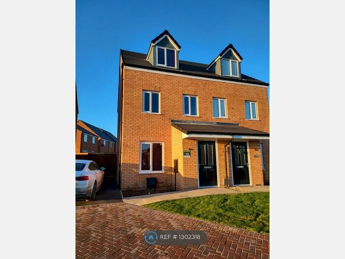 3 Bedroom Semi-Detached House To Rent In Penelope Grove, Peterborough PE2
