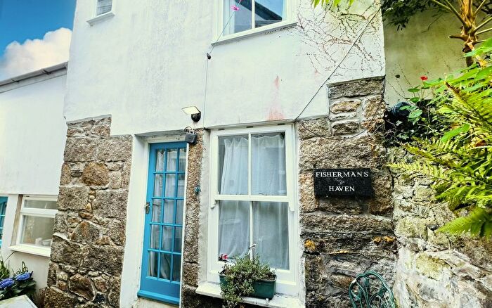 2 Bedroom Semi-detached House For Sale In Commercial Road, Mousehole, TR19