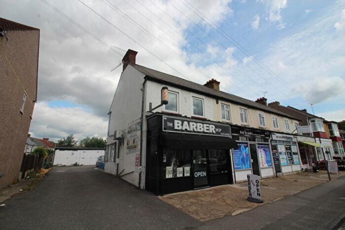 1 Bedroom Flat To Rent In A Cross Lane West, Gravesend, Kent, DA11