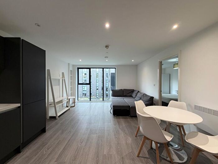 1 Bedroom Apartment To Rent In Downtown Block D, Woden Street, Salford, M5