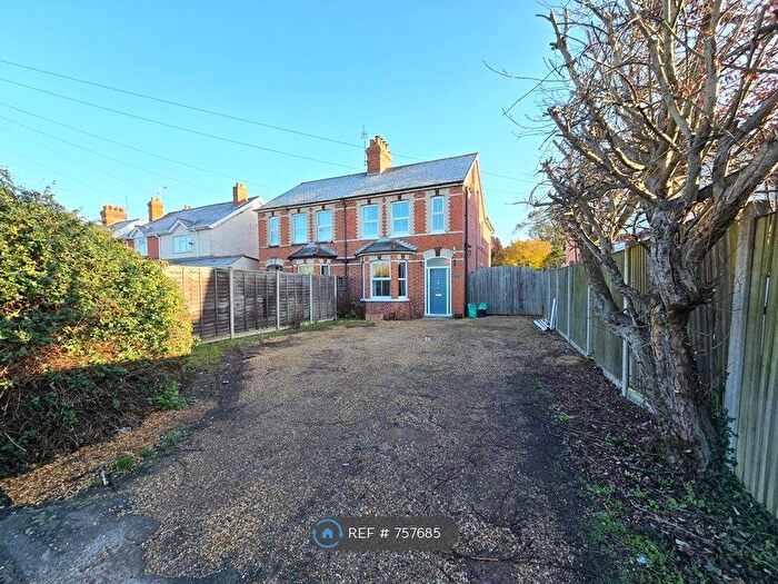3 Bedroom Semi Detached House To Rent In Three Mile Cross, Three Mile Cross, Reading, RG7