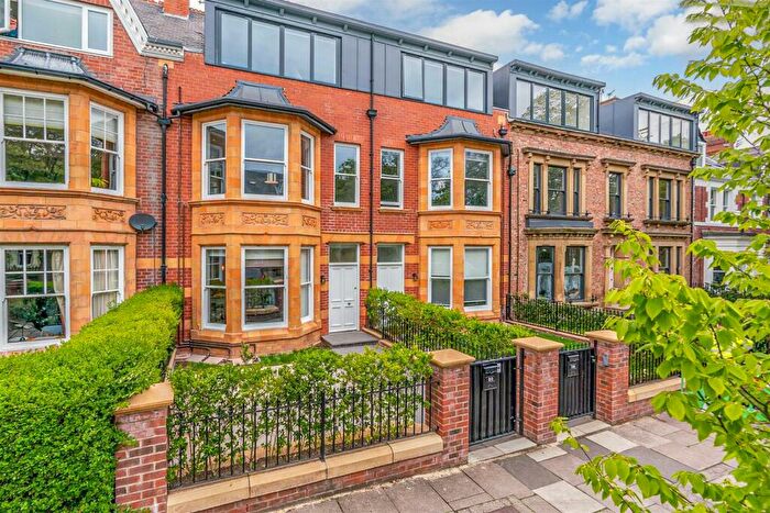 2 Bedroom Apartment To Rent In West Avenue, Gosforth, NE3