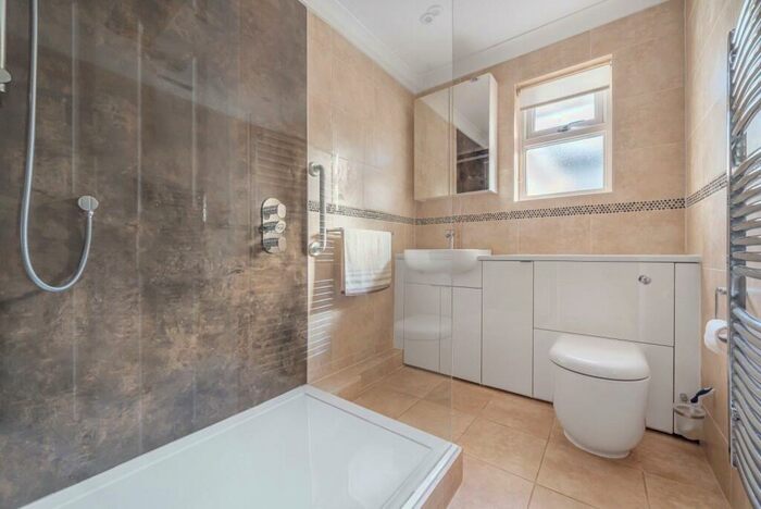 2 Bedroom Bungalow To Rent In Tenacre, Woking, GU21