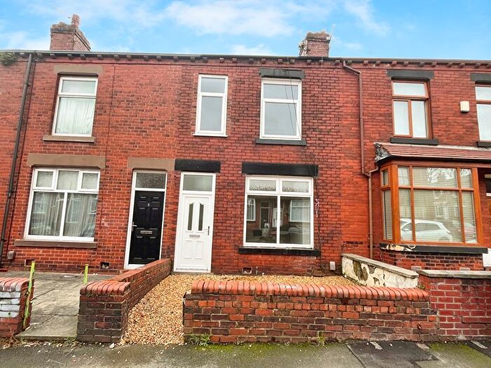 3 Bedroom Terraced House For Sale In Vickerman Street, Halliwell, BL1