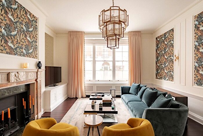 3 Bedroom Property To Rent In Wimpole Street, Marylebone, W1G