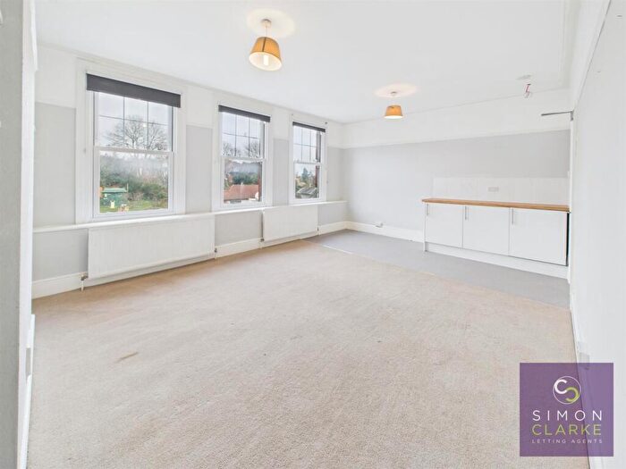 3 Bedroom Apartment To Rent In Priory Road, Crouch End, N8