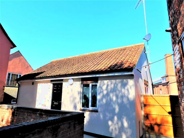 1 Bedroom Bungalow To Rent In St. Clements Church Lane, Ipswich, Suffolk, IP4