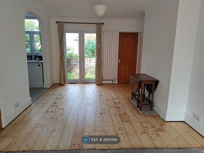 3 Bedroom End Of Terrace House To Rent In Leonards Avenue, Bristol, BS5