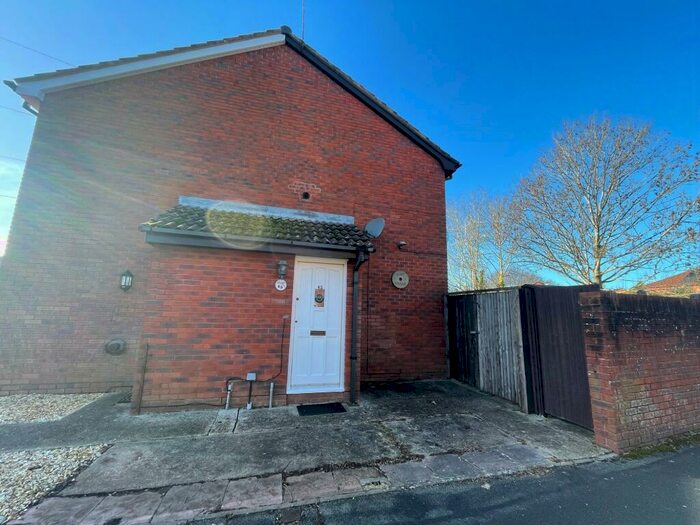 1 Bedroom Terraced House To Rent In Ethelred Gardens, West Totton, SO40