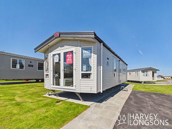 2 Bedroom Park Home For Sale In Lossiemouth, IV31