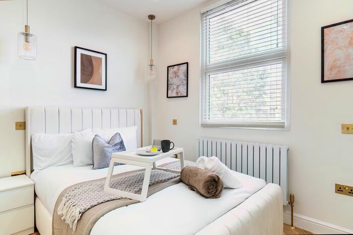 1 Bedroom Flat To Rent In Grafton Road, London, NW5