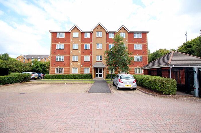 2 Bedroom Flat For Sale In O'Leary Drive, Cardiff, CF11