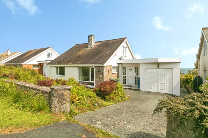 2 Bedroom Bungalow For Sale In Bay View Road, Benllech, Tyn-y-Gongl, Isle Of Anglesey, LL74