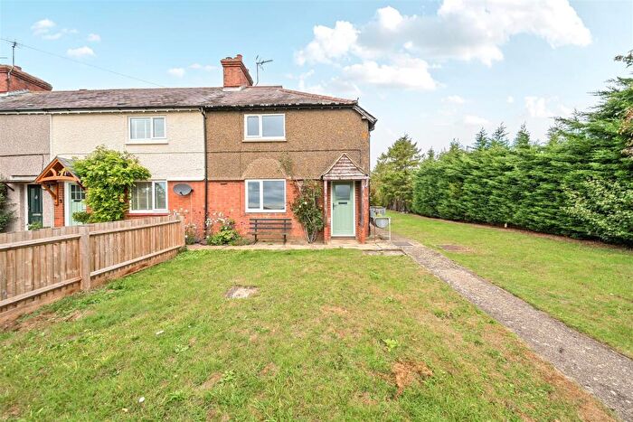 2 Bedroom End Of Terrace House For Sale In Main Road, Shutlanger, NN12