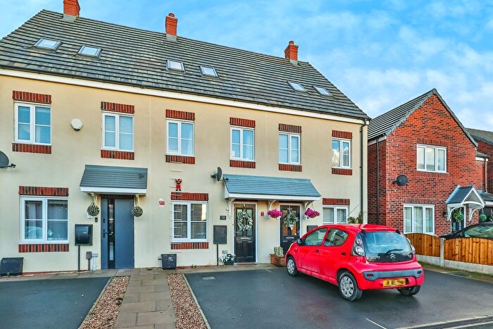 3 Bedroom Semi Detached House For Sale In Gisbey Road, Ilkeston, DE7