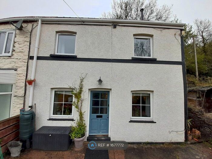 2 Bedroom Semi-Detached House To Rent In Homecroft, Clydach, Abergavenny, NP7