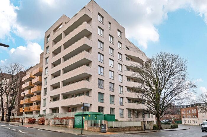 1 Bedroom Flat For Sale In Wiltshire House, Acton, London, W3