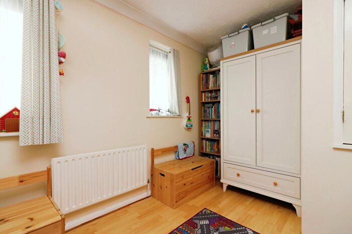 3 Bedroom End Of Terrace House For Sale In Duncan Close, Welwyn Garden City, Herts, AL7