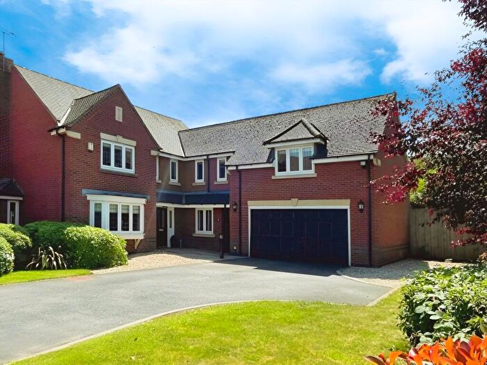 5 Bedroom Detached House For Sale In Wilbraham Close, Mickle Trafford, CH2