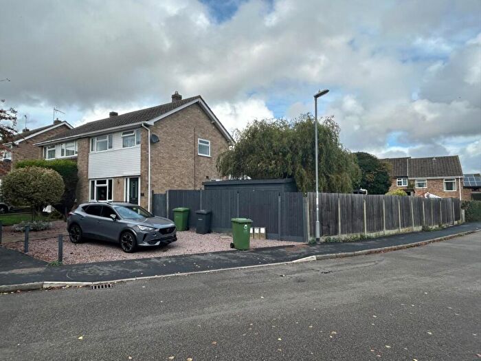 3 Bedroom Semi-Detached House For Sale In Landsdowne Road, Yaxley, Peterborough, PE7