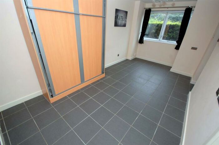 Flat To Rent In Harlequin Court, Roath, Cardiff, CF24