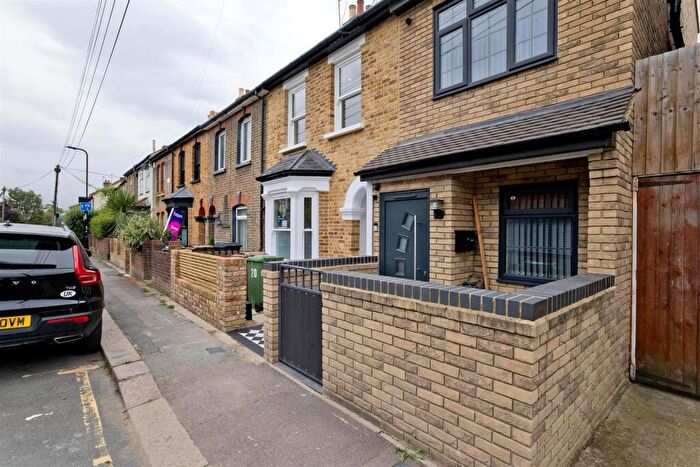 3 Bedroom House To Rent In Aubrey Road, London, E17