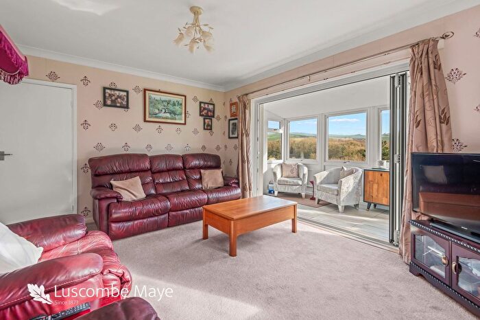 4 Bedroom Bungalow For Sale In Buckfast Road, Buckfast, Buckfastleigh, TQ11