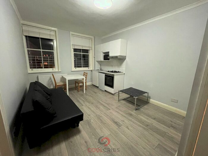 1 Bedroom Flat To Rent In Kensington Gardens Square, Bayswater, W2