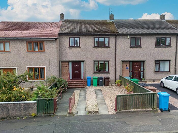 3 Bedroom Terraced House For Sale In Mackie Place, Dunfermline, KY11