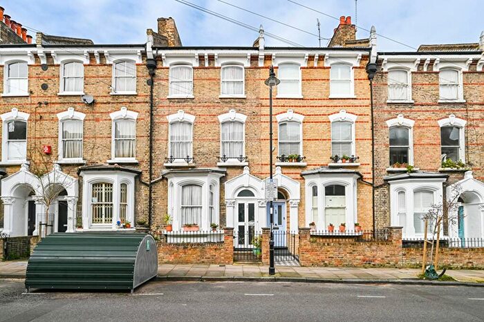 5 Bedroom Terraced House For Sale In Crossley Street, , Highbury And Islington, London, N7