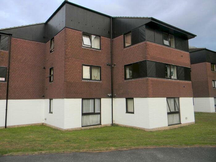 Studio To Rent In Ifield, RH11