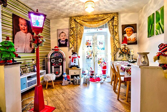 3 Bedroom Terraced House For Sale In Margaret Terrace, Port Talbot, SA13