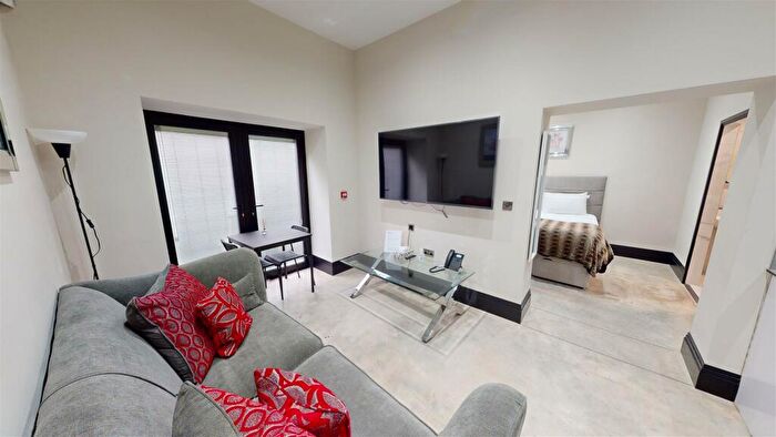 1 Bedroom Apartment To Rent In Stanley Street, Southport, PR9