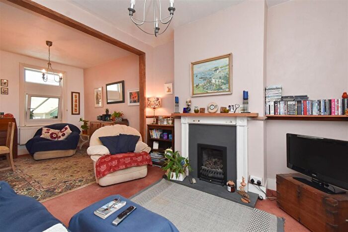 2 Bedroom Terraced House For Sale In North Terrace, Hastings, TN34
