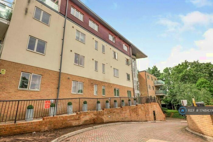 1 Bedroom Flat To Rent In Vantage Point, South Croydon, CR2