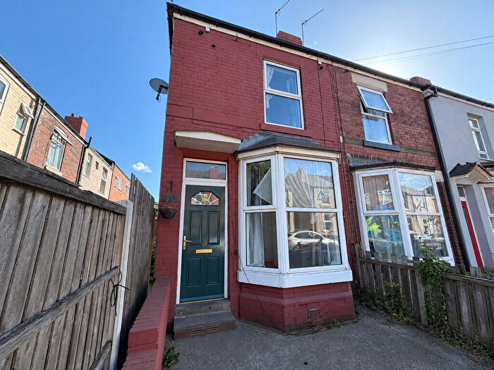 2 Bedroom End Of Terrace House To Rent In Eldon Road, Eastwood, S65