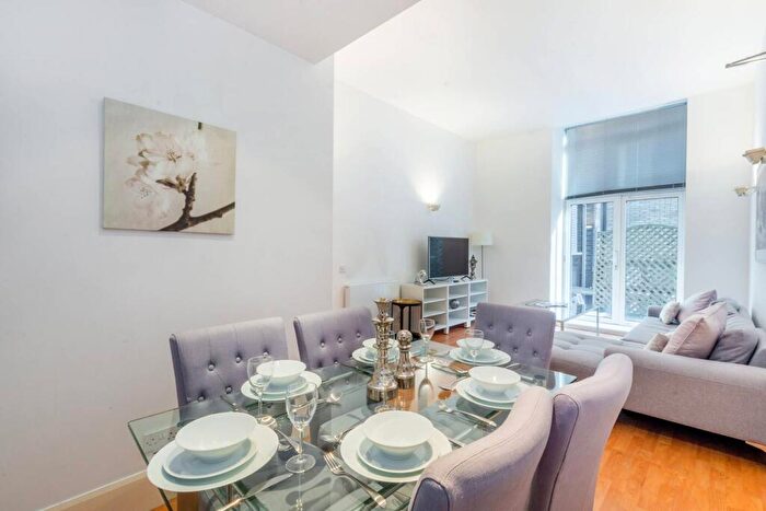 2 Bedroom Flat To Rent In Dingley Road, City, London, EC1V