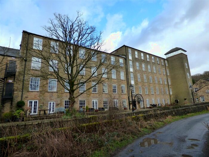 2 Bedroom Flat For Sale In Clough Mill, Slack Lane, Little Hayfield, High Peak, SK22