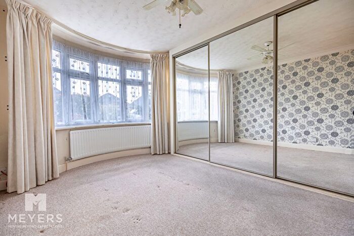 2 Bedroom Detached Bungalow For Sale In Brockley Road, Bournemouth, BH10