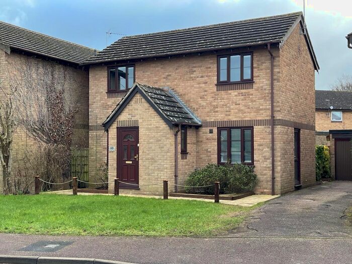 3 Bedroom Detached House To Rent In Lindsey Way, Stowmarket, IP14