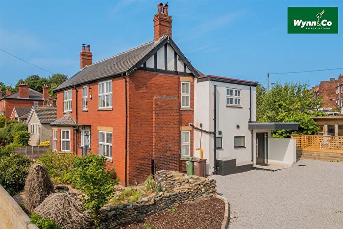 4 Bedroom Detached House For Sale In Aberford Road, Stanley, Wakefield, WF3