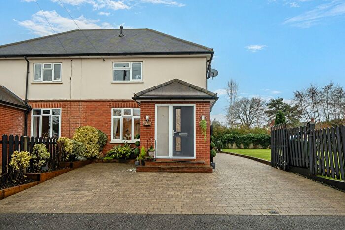 4 Bedroom Semi Detached House For Sale In Glebe Road, Crondall, Farnham, GU10