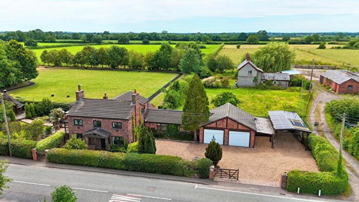 4 Bedroom Detached House For Sale In Broad Lane, Stapeley, CW5