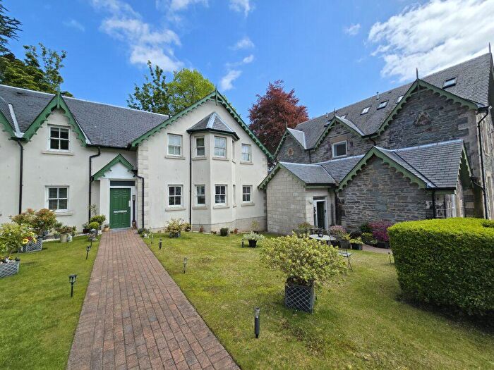 2 Bedroom Flat For Sale In Dalandhui East, Dalandhui, Garelochhead, G84
