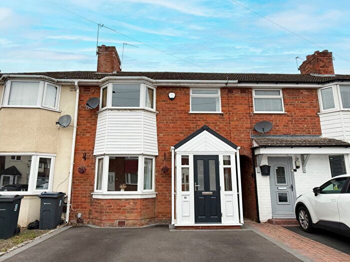3 Bedroom Terraced House For Sale In Arundel Road, Birmingham, B14