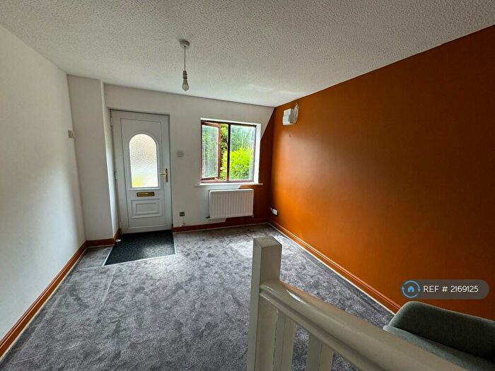 1 Bedroom Semi-Detached House To Rent In Pierce Close, Padiham, Burnley, BB12